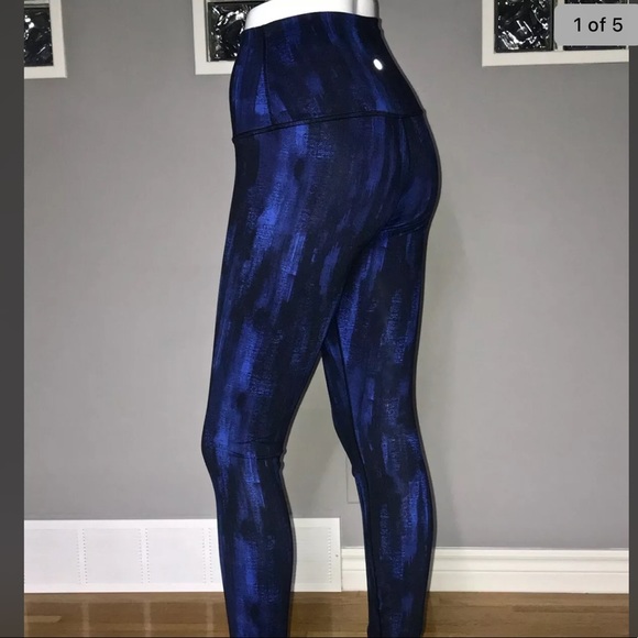 LULULEMON WUNDER UNDER PANT 6 NIGHTSKY HARBOR BLUE BLACK HR HIGH RISE ROLL DOWN - Picture 2 of 5